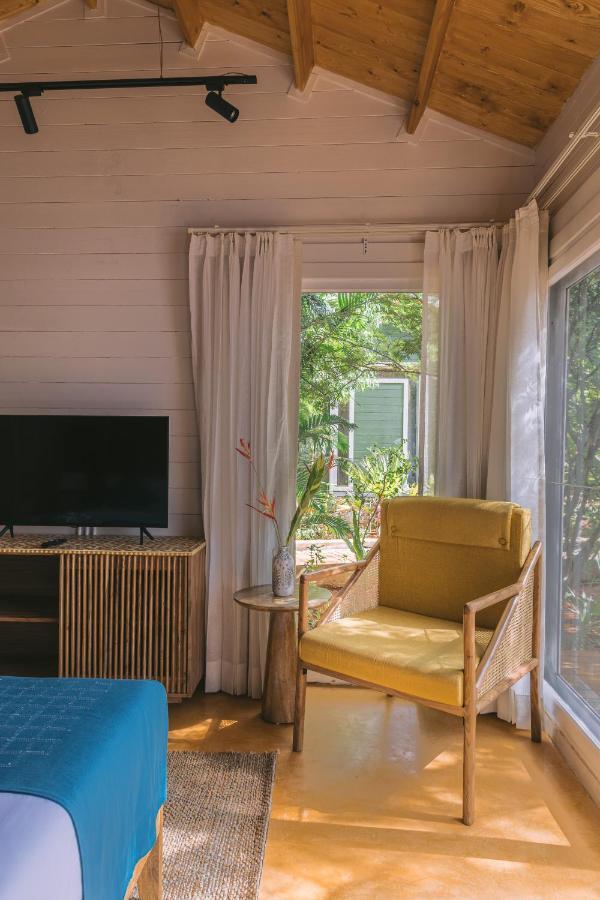 Larisa Resort Ashwem Mandrem Dış mekan fotoğraf