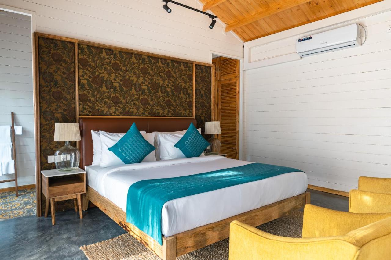 Larisa Resort Ashwem Mandrem Dış mekan fotoğraf